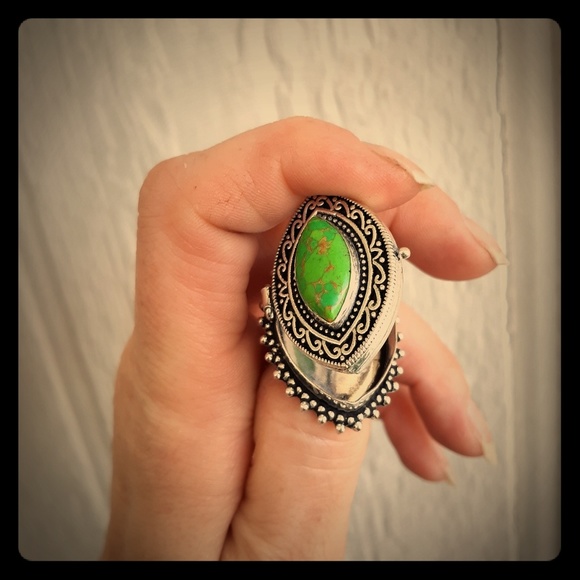 New Green Turquoise 925 Silver Poison Ring. - Picture 2 of 8